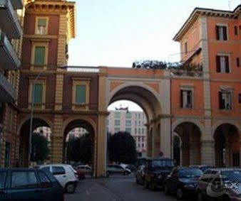 Bed&Breakfast A Bologna Bagian luar foto